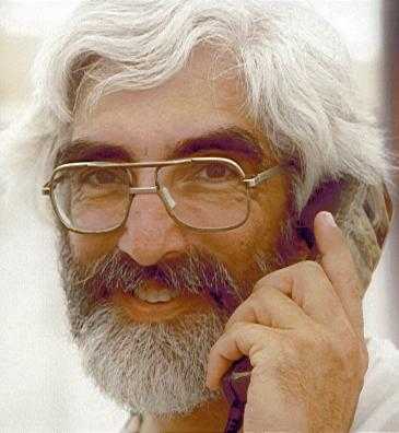 Ozzie soon after returning from a
surplus space suit sale in 1975