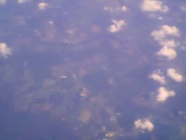 de-plane-2.jpg