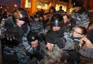 Riot-Polictin-Protest.jpg