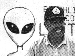 Chuckie and alien (50k)