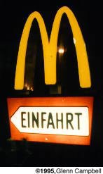 [McDonalds Einfahrt]
