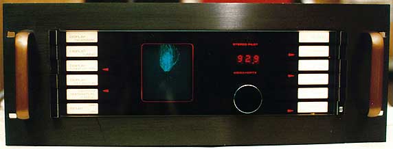 Sequerra-Vector.jpg (19549 bytes)